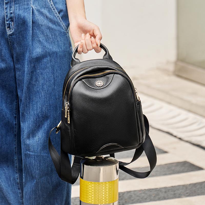 Niche Backpack for Women 2025 New Trendy Versatile High-End Korean Fashion Soft Leather Embossed Women's Bag