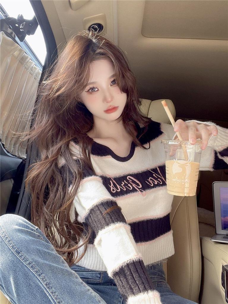 Autumn Winter V-neck Striped Knit Sweater Top for Women