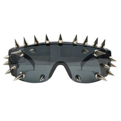 Sonnenbrille mit Spikes Leichter PC-Rahmen Outdoor-Modeaccessoires