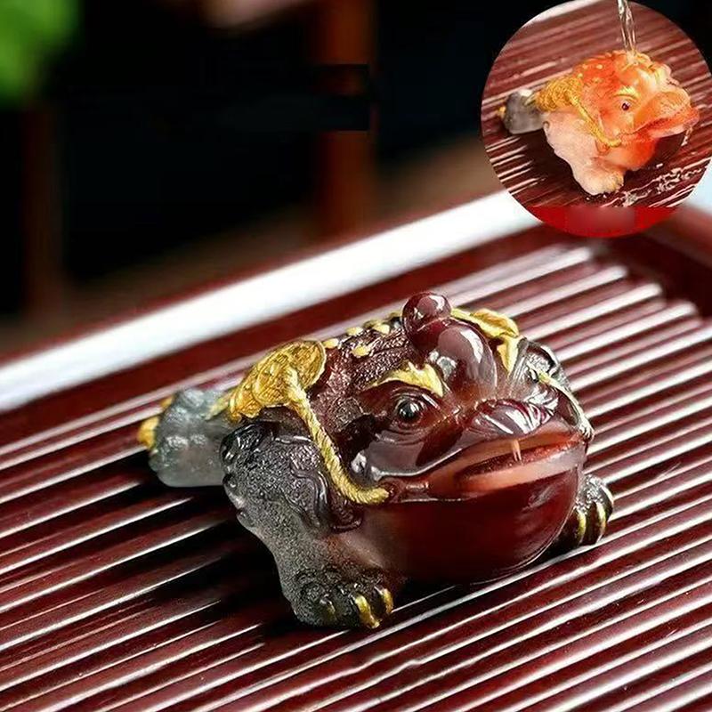 

1Pcs Chinese Resin Discolored Tea Pet Lucky Cute Golden Toad Ornaments Desktop Handmade Crafts Home Tea Set Decoration