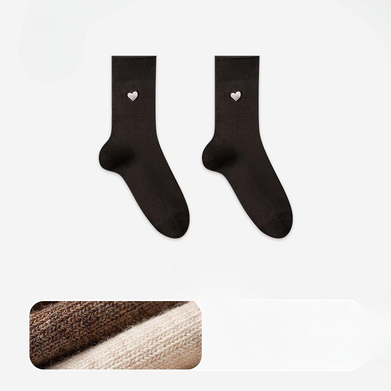 Female Autumn Cotton Love Embroidery Curled Loose Mouth Yuezi Tube Stack Socks