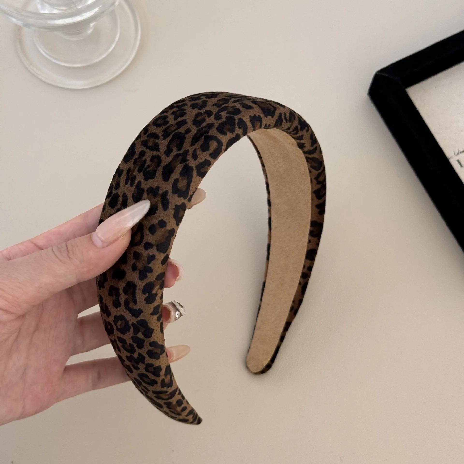 

Резинки для волос для женщин, повязки на голову для девочек, корейские аксессуары, k-pop, для взрослых, для умывания, ведущая мода, винтажный фасинатор, пушистый, новинка