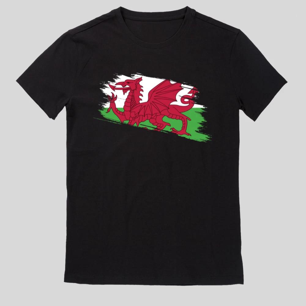 Ripped Flag Wales Männer Basic T-Shirt S