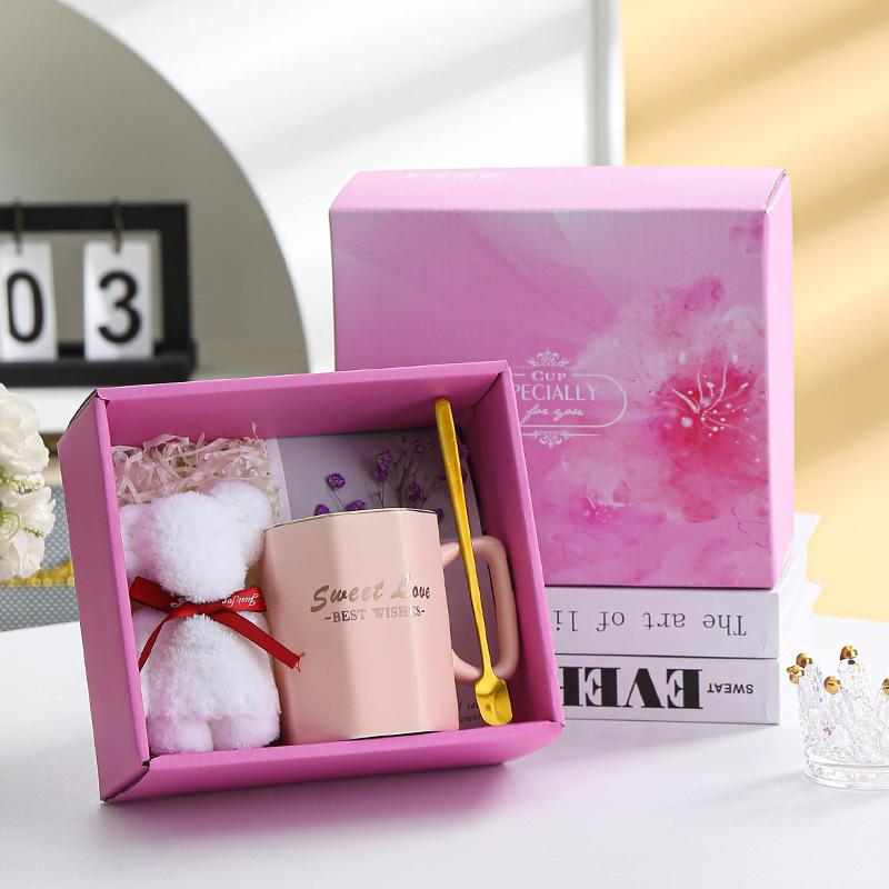 Modern simple light luxury ceramic cup mug couple set towel bear souvenir wedding gift opening
