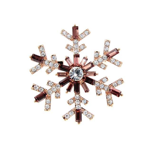 

Новые броши со снежинками со стразами для женщин, зимний дизайн, булавка для свитера