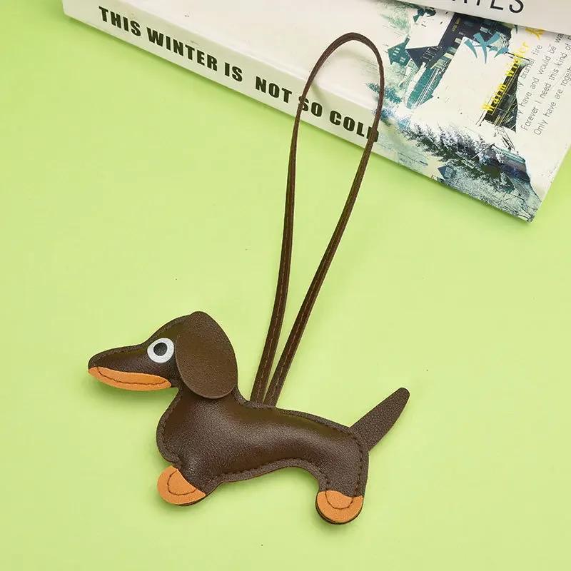 Custom Leather Keychain Cute Sausage Dog Laser Personalize Number Cartoon Puppy Kering Car Key Chain Ring for Couple