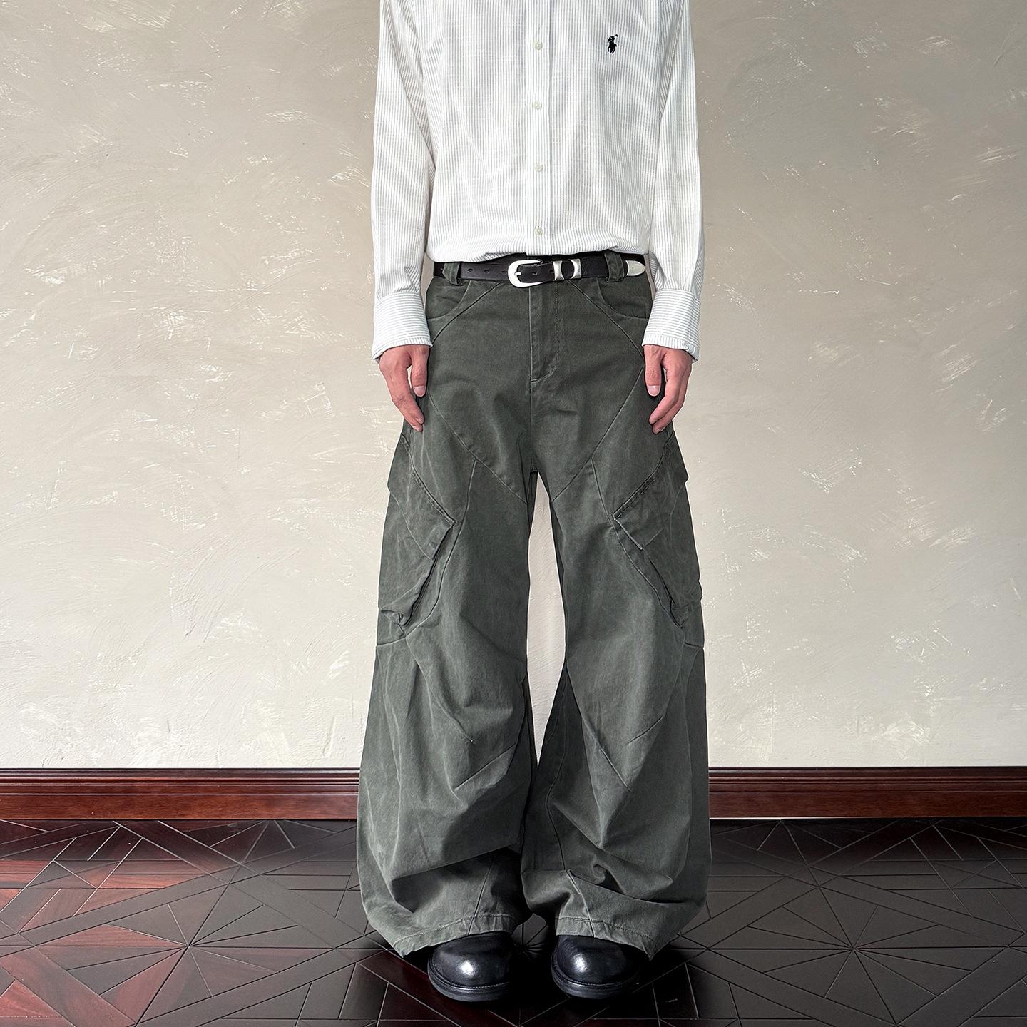 Unisex American Retro Distressed Multi-Pocket Cargo Pants - Straight Leg with Slight Flare X-Large