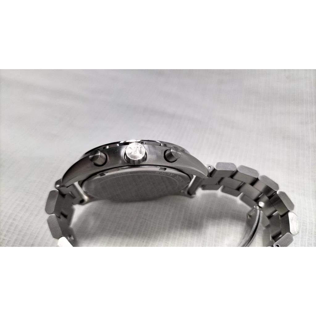 Used MICHAEL KORS KM-8682 quartz watch