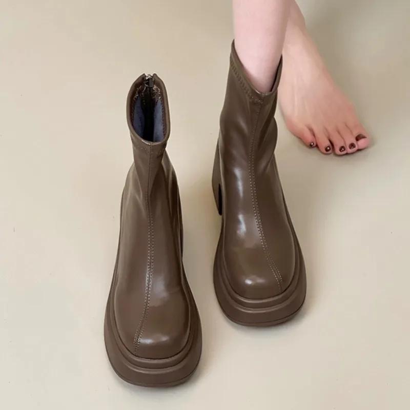 

Модные маленькие корейские модные ботинки женские осень/зима новые толстые каблуки ботинки Martin высокие каблуки темперамент маленькие ботильоны 40