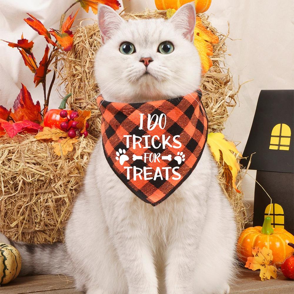 Happy Halloween Dog Bandanas Classic Plaid Fall Holiday Pet Bandanas Scarf Triangle Bibs Kerchief Gift Decoration for Dog Cat