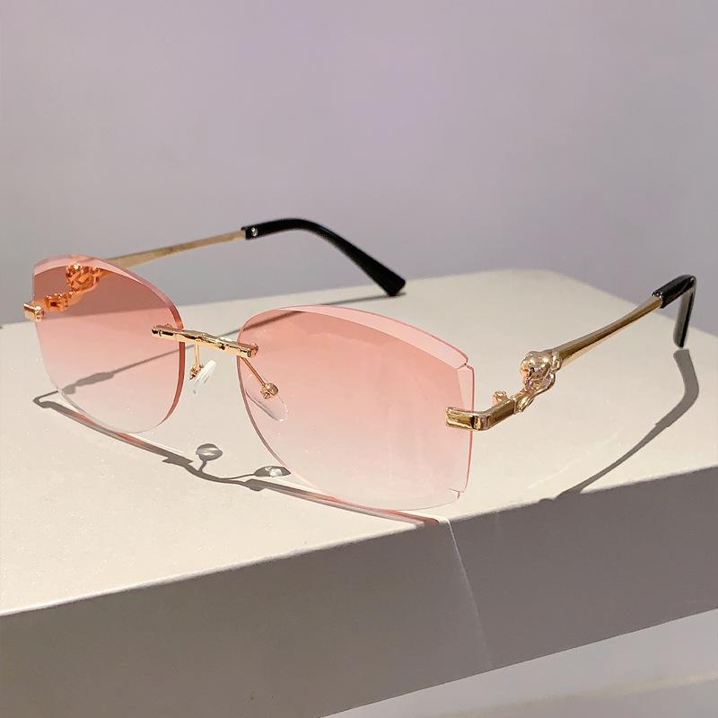 Fashion Vintage Irregular Rimless Sunglasses Women For Men  Luxury Brand Designer Sun Glasses Punk Popular Pink Metal Shades