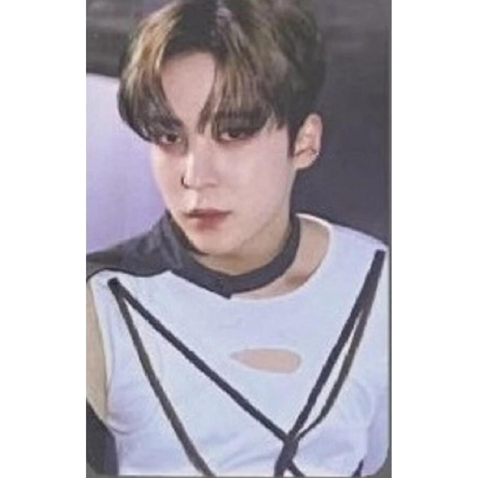 ATEEZ Спин-офф : ОФИЦИАЛЬНАЯ ФОТОКАРТОЧКА СВИДЕТЕЛЯ POCA Версия A. Z вер. YUNHO #1