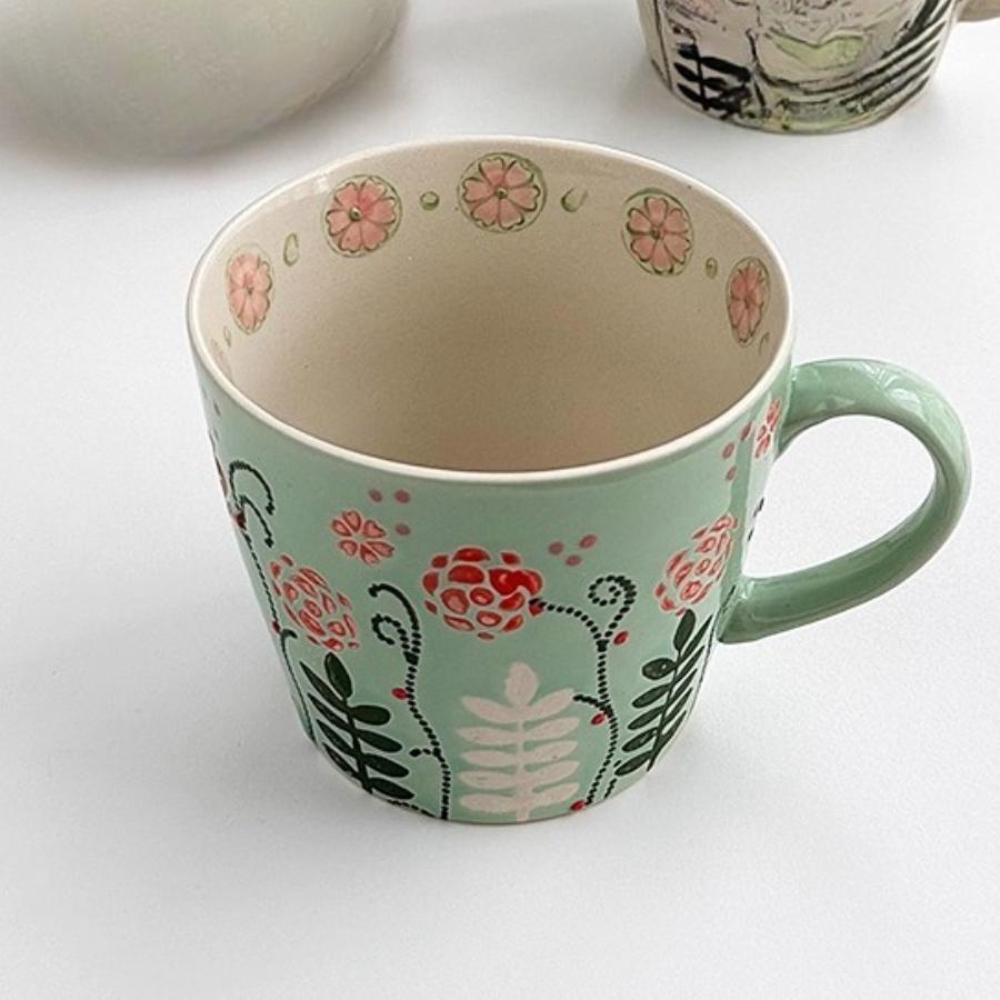

French Vintage Heavy Floral Ceramic Vase Water Cup & Home Decor Multi-purpose Table Centerpiece Living Room Decor Vase
