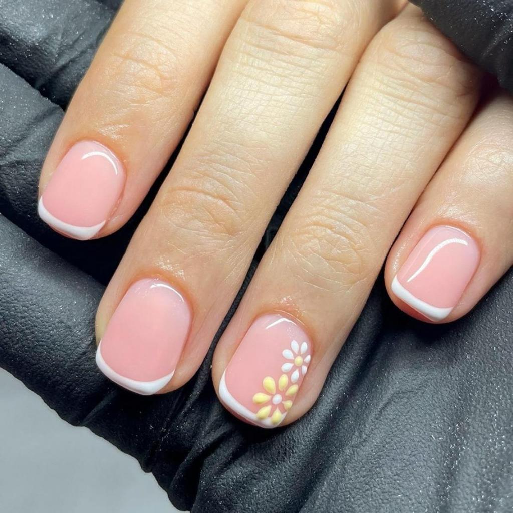 Simple Fresh Flower French Manicure White Square Short False Nails