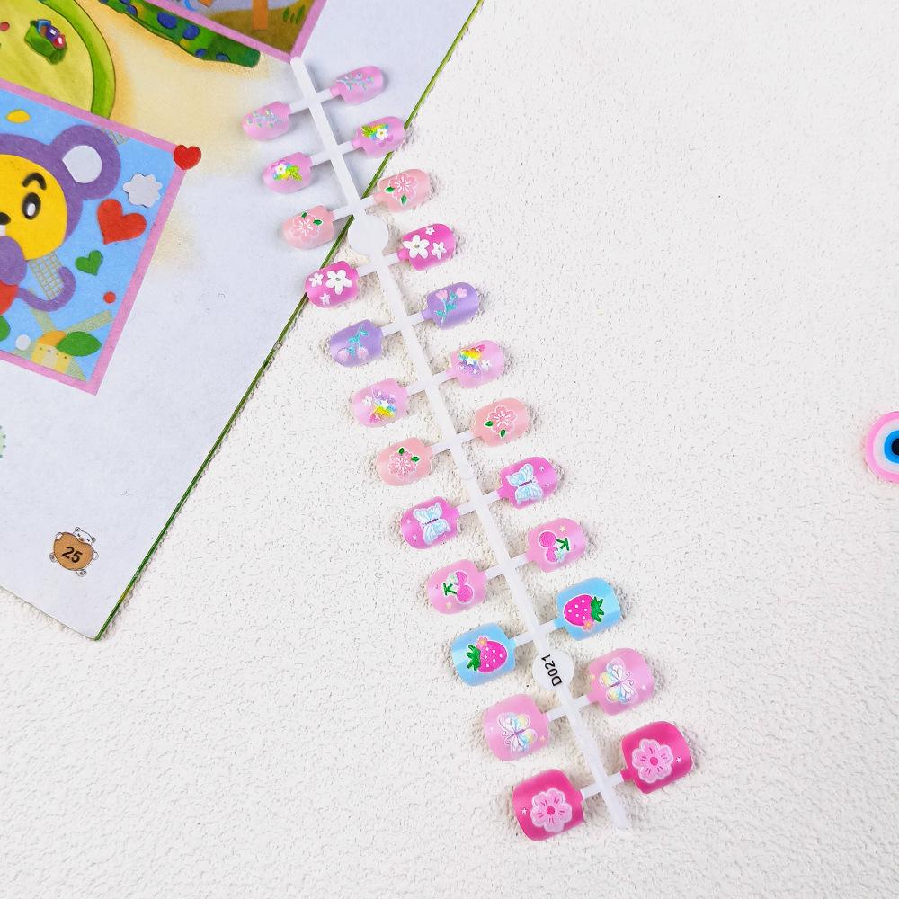 

24 шт., короткие ногти для детского маникюра, милые тисненые цветные наклейки для дизайна ногтей с мультяшным рисунком