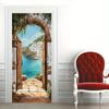 Adesivos de porta com tema oceano azul apresentando designs de arcos de pedra e papel de parede de paisagem mediterrânea, adequados para decoração de casa.