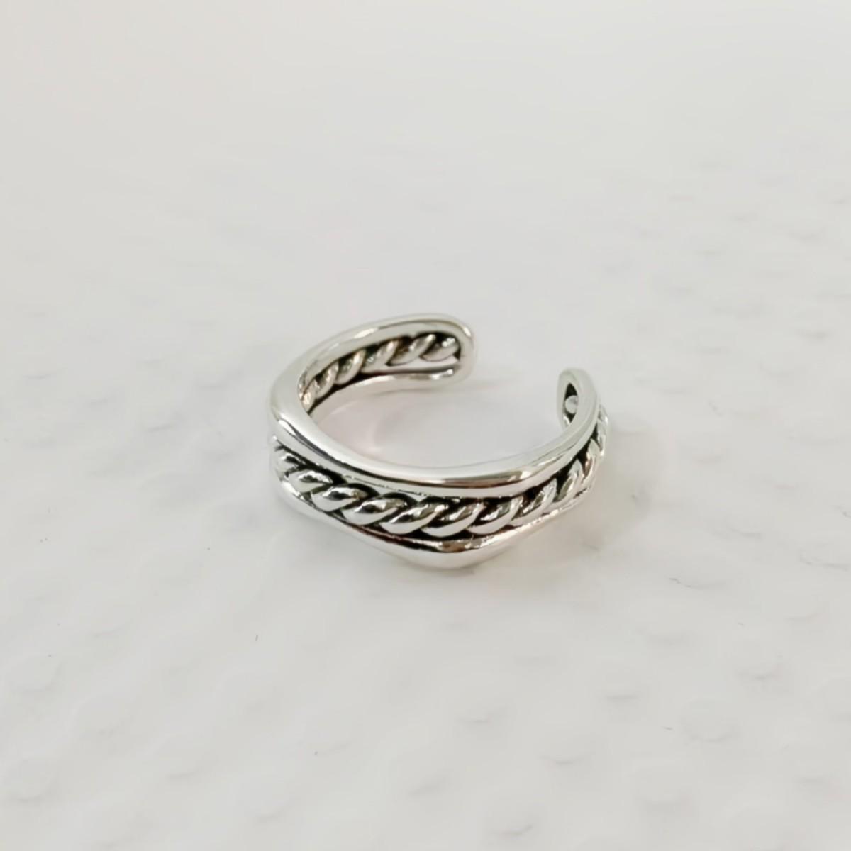 Three-Layer Geometric Twist Bracelet & Ring: Retro European-American Design античный серебряного