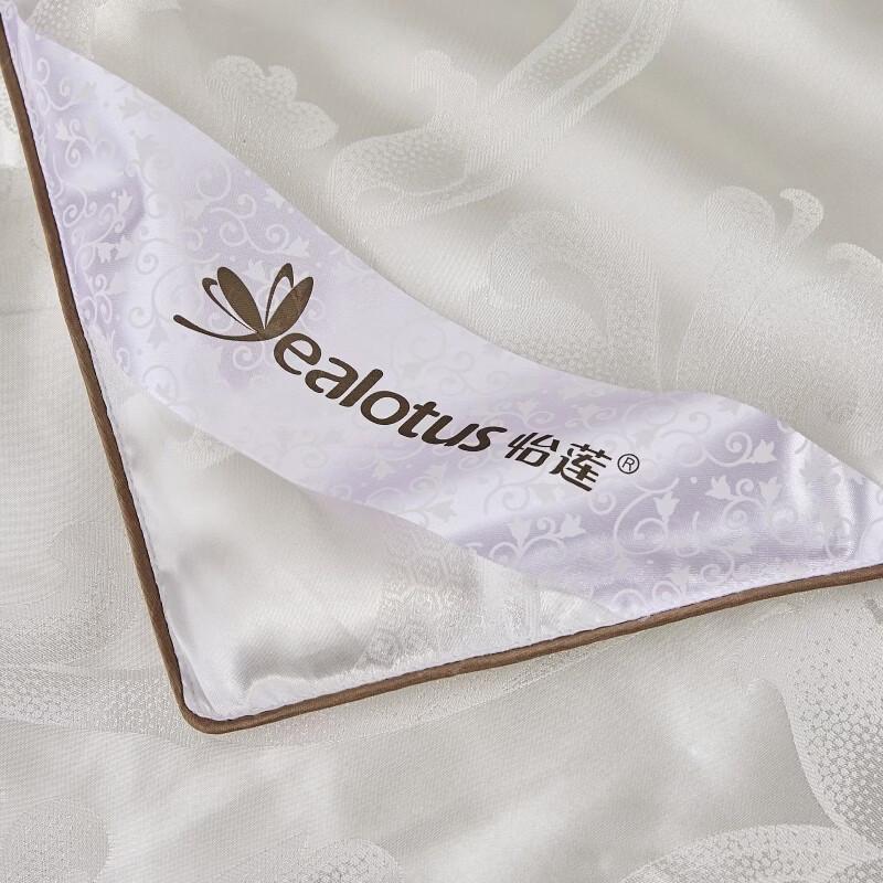 Yilian Tussah Silk Jacquard Quilt