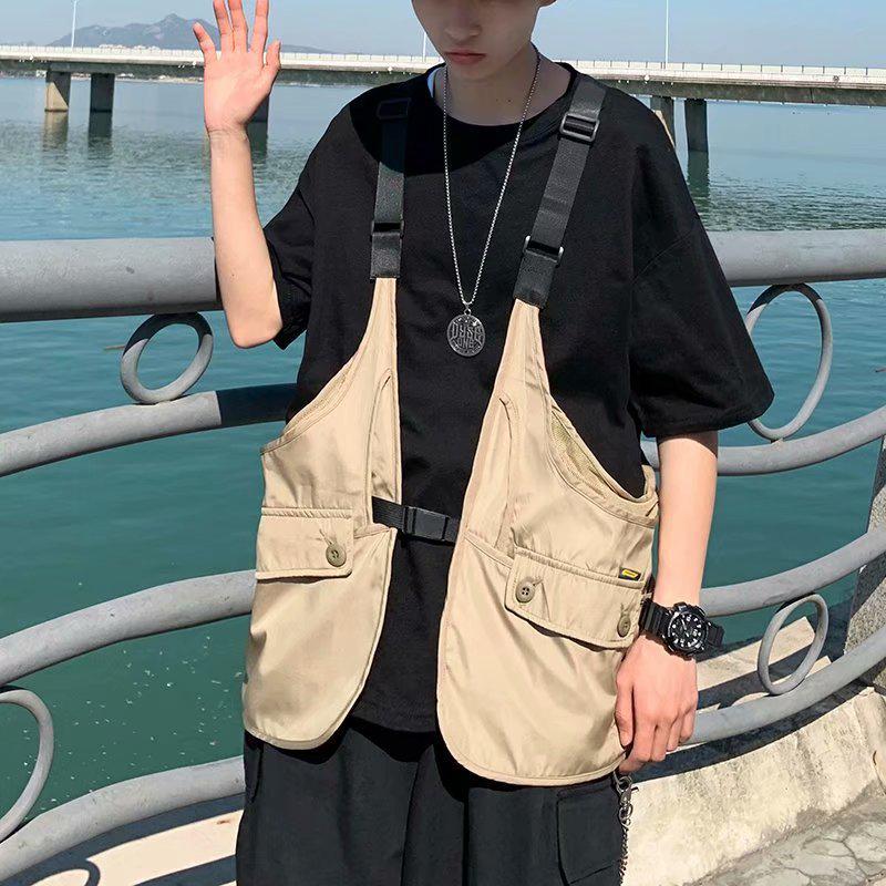 Men's Trendy Hong Kong Style Multi-Pocket Photographer Vest with Customizable Logo