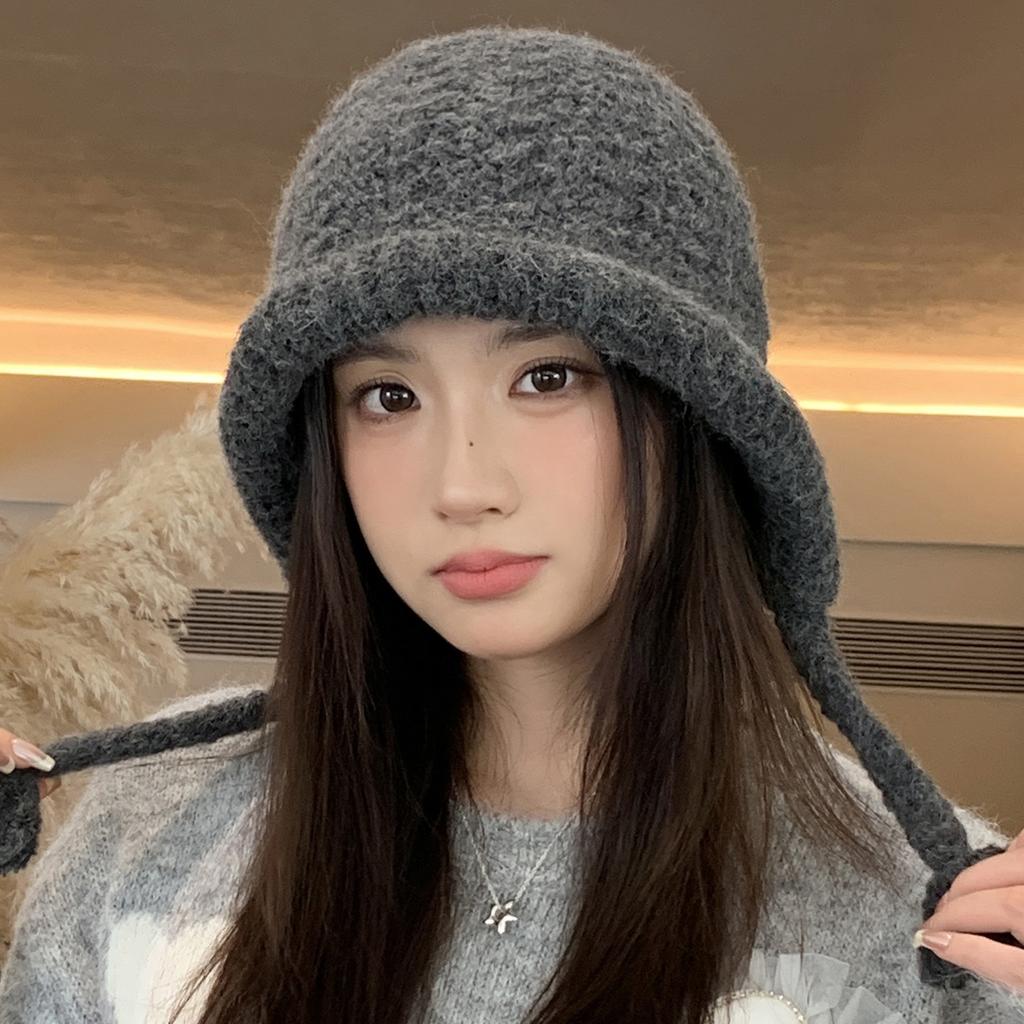 Autumn and Winter New Solid Color Knitted Wool Hat Women's Outdoor Cold and Warm Pullover Hat Tide