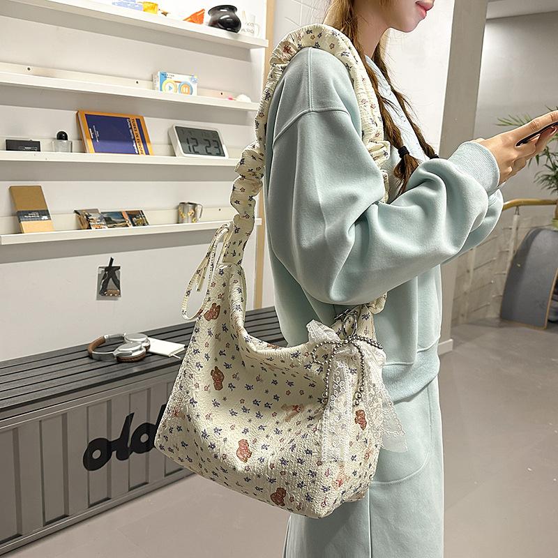 College style printed bear girl heart satchel new ins style large capacity shoulder crossbody woman