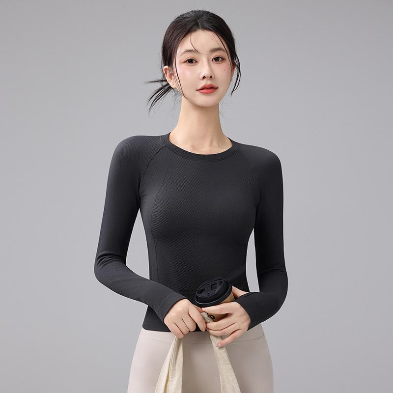 Thickened Seamless Women's Long Sleeve Yoga Top - Slimming, Breathable Round Neck for Autumn & Winter.