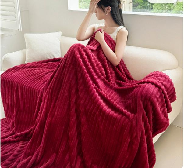 Luxurious Thickened Rabbit Plush Fleece Blanket - Warm, Lightweight, Ideal for Naps and Air Conditioning