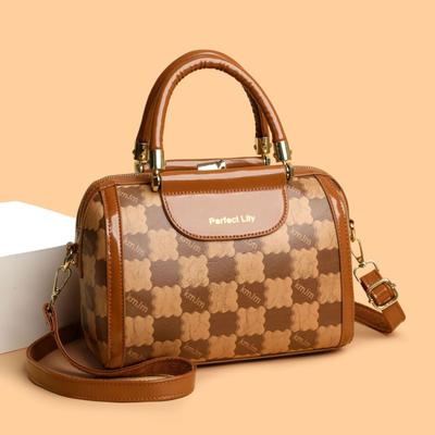 New Women's Bags, Fashionable Women's Handbags, One-shoulder Messenger Bags, Large-capacity Pillow Bags, and Four-season Universal Backpacks.