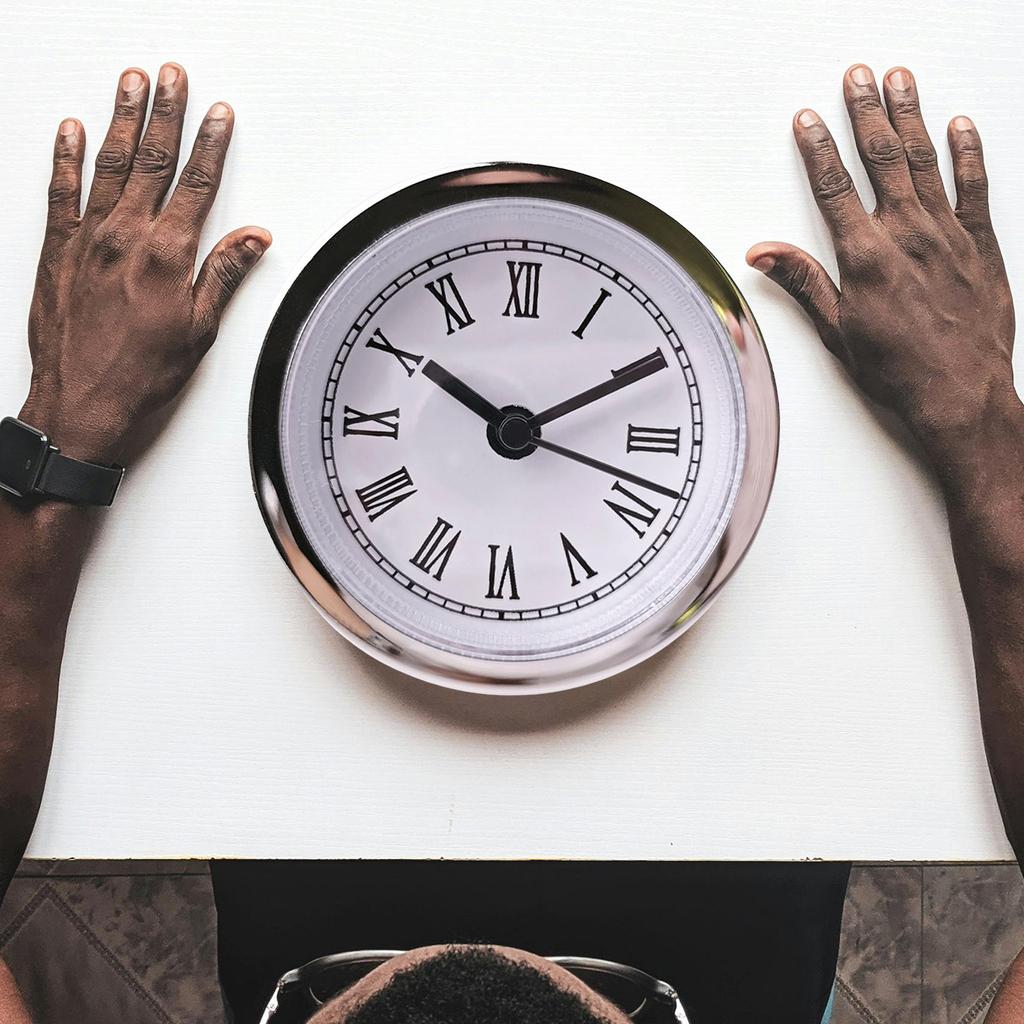 Silver Trim Precision Quartzs Clock Mechanism Insert 60mm with Roman Numeral Display for Craft Projects Accessories