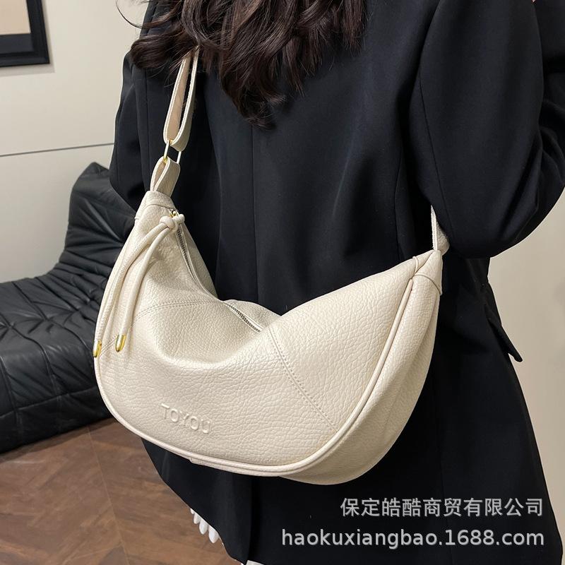 Bag Women's messenger bag 2025 new spring and summer large-capacity niche design high-end retro shoulder dumpling bag