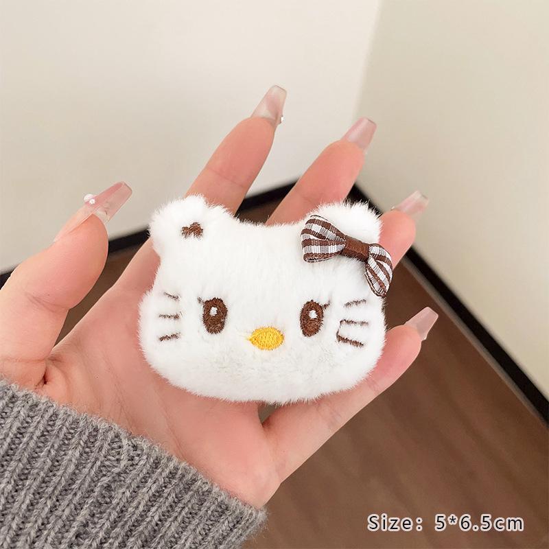 Japanese Kawaii Sunflower Panda Plush Brooch - Adorable Pin for Clothes, Bags, and Accessories.