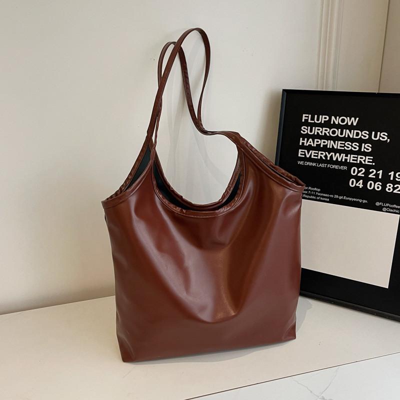 Modern Capacity Large Womens Tote Bag Cozy Pu Handbag Available In Black Brown And Khaki