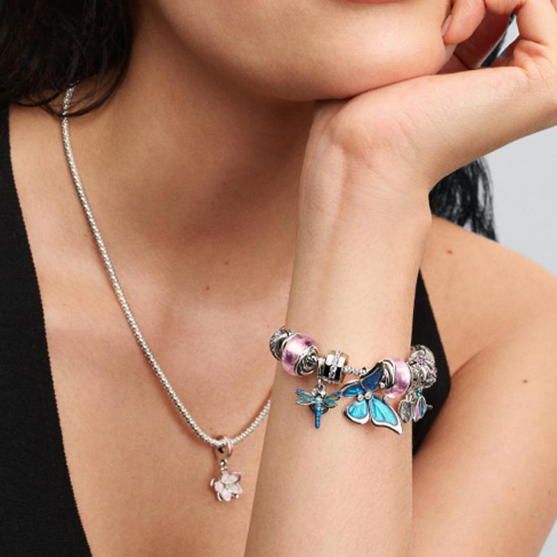 Pandora Butterfly Edge Design Bracelet Women Bracelet Silver ZT3113