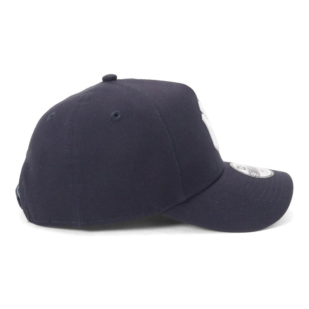 New Era Youth 9FORTY Cap MLB New York Yankees NY Navy Exclusive to This authentic New Era hat is a popular and cute gift for any It also offers UV