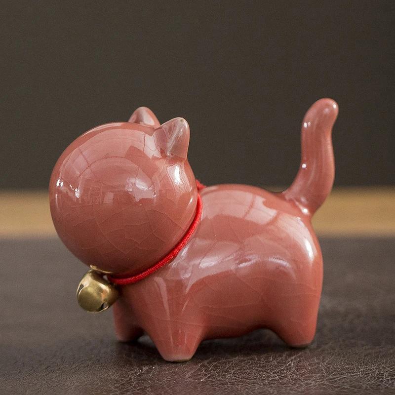 Adorable Kitten Miniature Figurine Ceramic Cat Ornament with Bell Micro Landscape Desktop Decor For Cat Lovers
