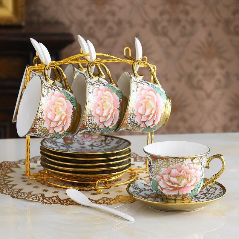 

Изысканный европейский керамический набор кофейных и чайных чашек