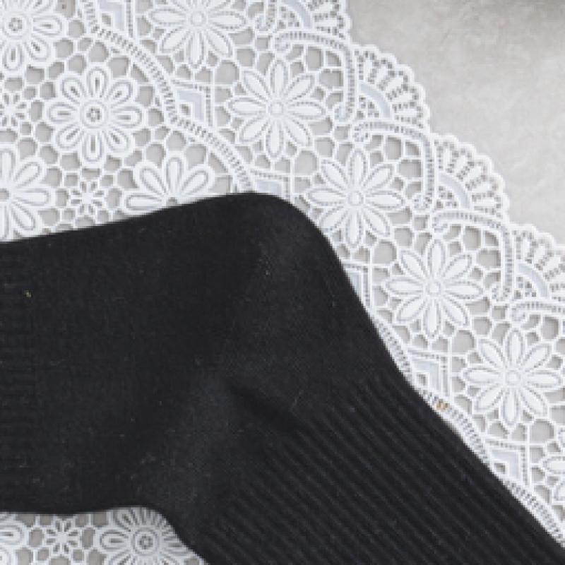 Monfoot Women S Ribbed Mid Calf SockS Black