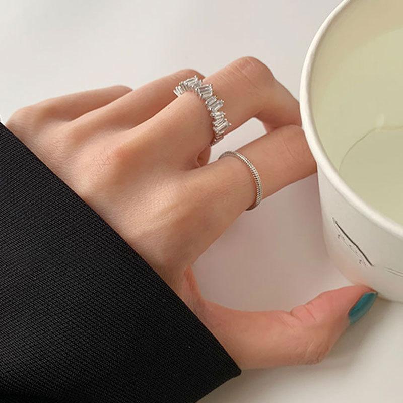 Exquisite 925 Adjustable Silver Ring With Twinkling Crystal For Everyday Wear Gifts Or