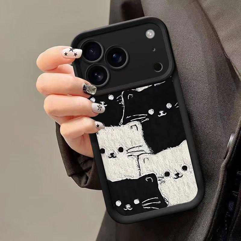 Black & White Kitten iPhone Case - Compatible with iPhone 13/14 Plus/15/16 Pro Max/17, Cute & Drop-proof