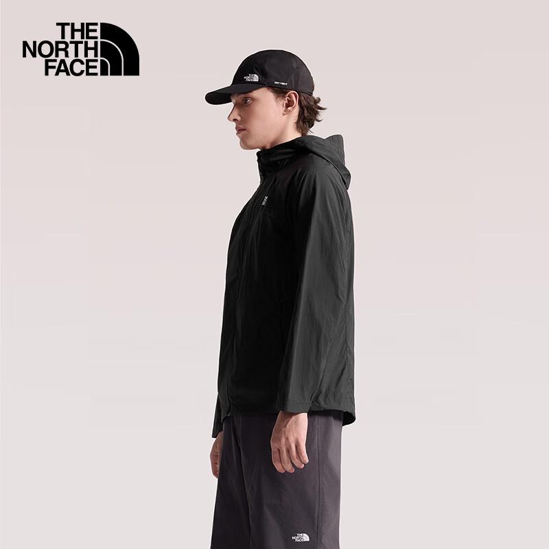 The North Face Men's Lightweight Outdoor Windbreaker