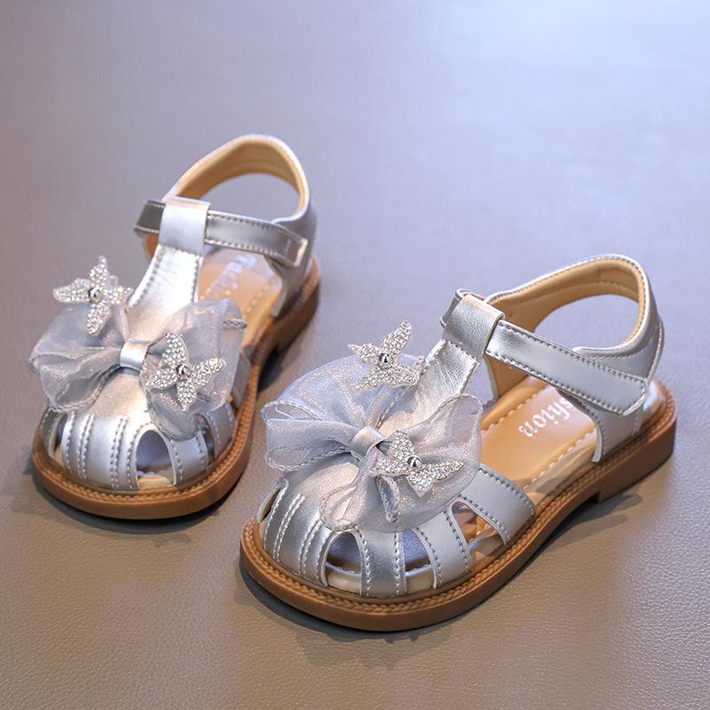 Girls Closed Toe Soft Sole Sandals, Summer Crystal Bow Princess Beach Shoes for Middle and Big Kids