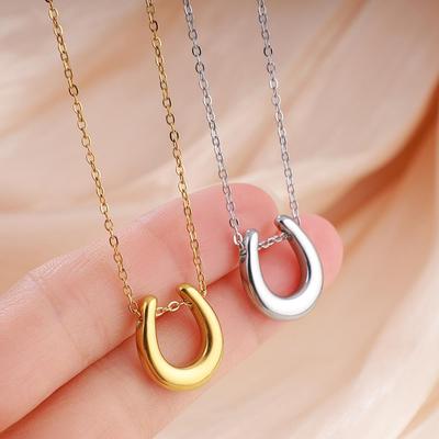 Minimalist Gold Horseshoe Clavicle Necklace - Stylish, Non-Fading, Titanium Steel
