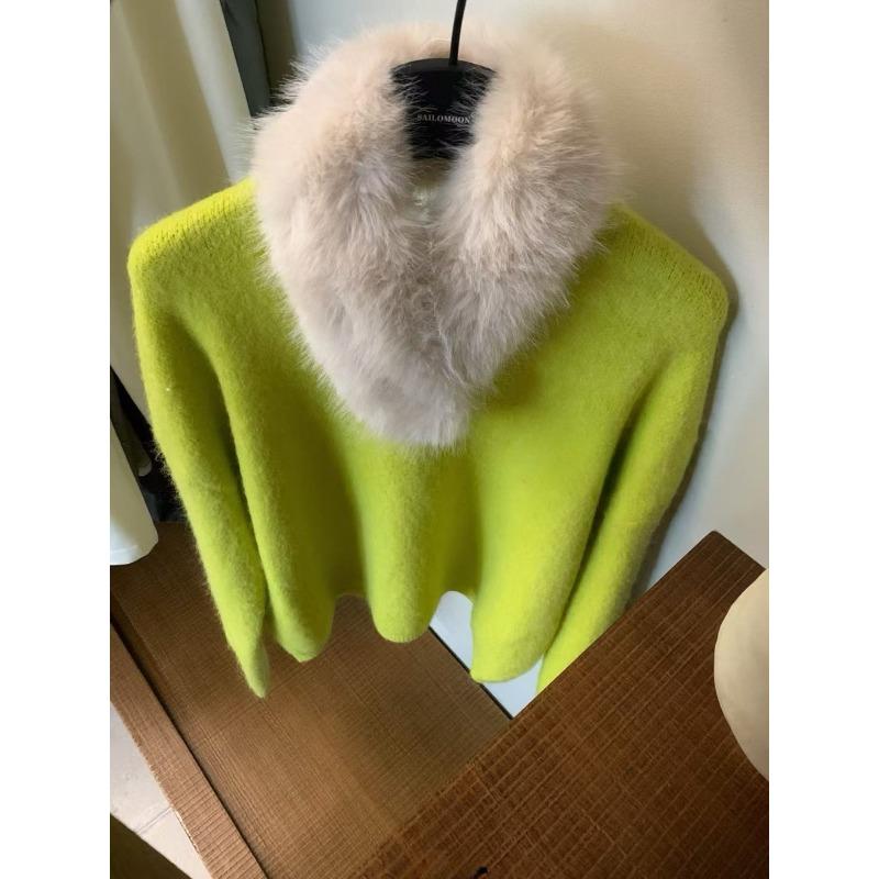 Новый зимний женский свитер в корейском стиле с круглым вырезом свободный топ onesize зелёный 2790₽