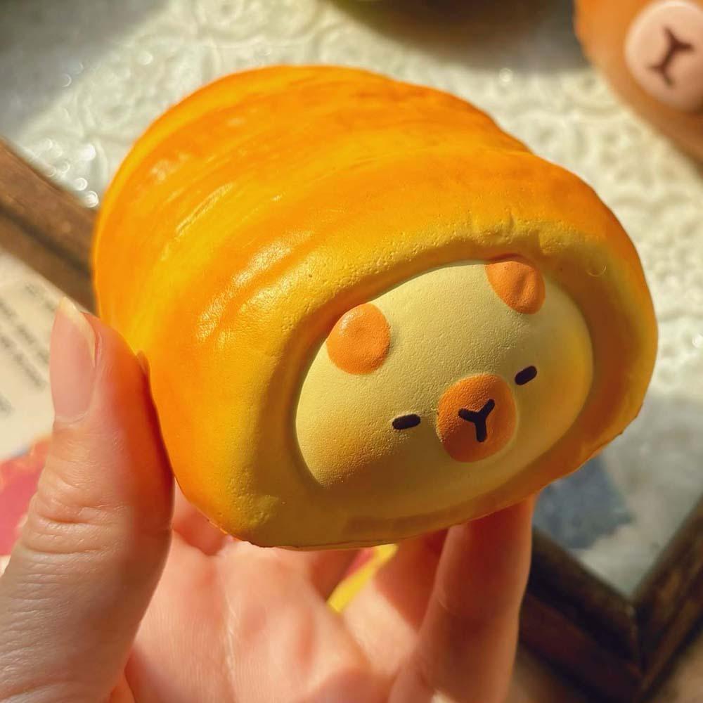 Hand Relaxing Squishy Capybara Toy Fidgets Toys Simulated Bread Squeeze Toy Sticky Soft Rebound Cake Squishy Toy Birthday Gift