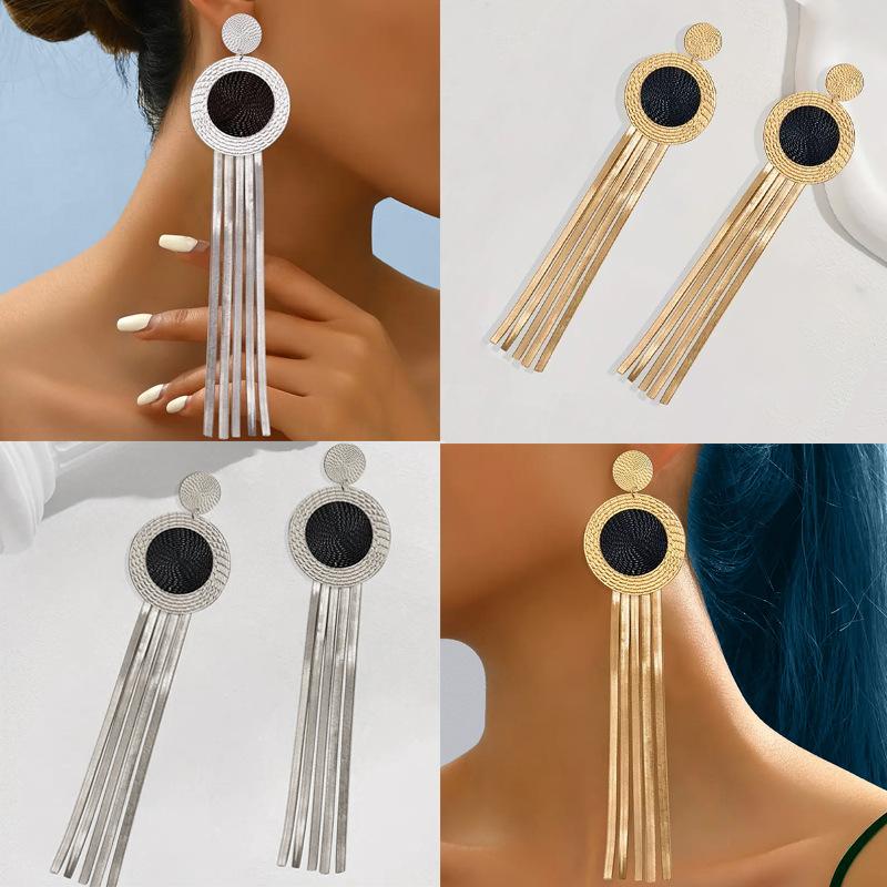 Personality Fashion Exaggerated Fringed Earrings Black Gold Color Scheme Disc Classic Temperament Elegant and Advanced