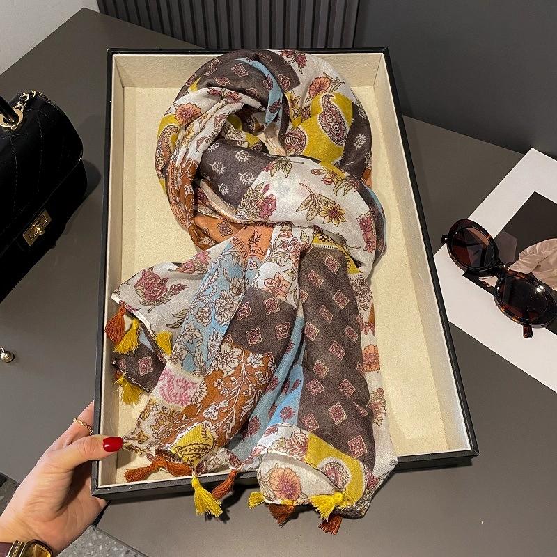 Fashion Bohemina Ethnic Floral Viscose Shawls Scarf Lady Thin Tassel Wrap Pashmina Stole High Quality Foulards Hijab Sjaal