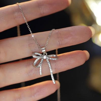 Bow Necklace for Women with Niche Design Sense High-end Collarbone Chain Pendant Accessories