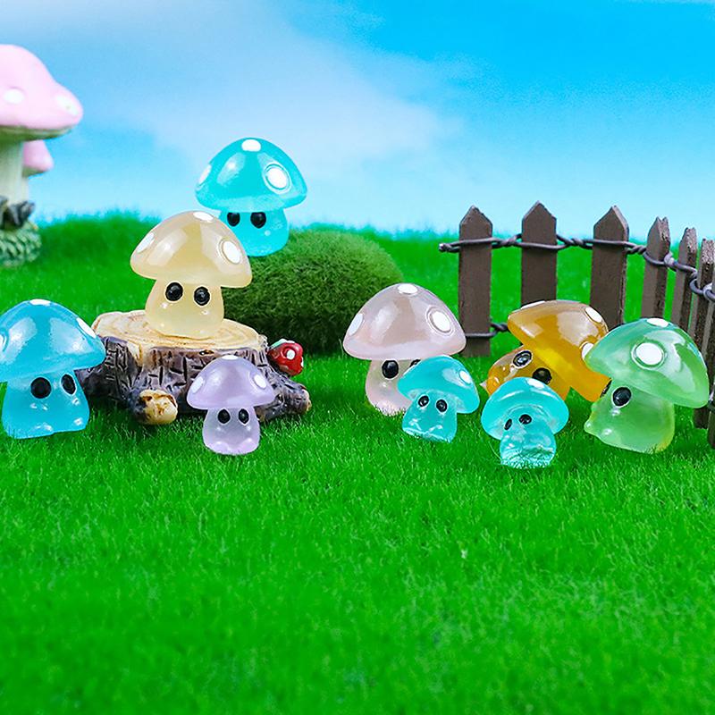 7Pcs Micro Landscape Ornaments, Luminous Mushroom Elf Figurines, Simulated Resin Handicrafts For Landscape Decoration Ornaments