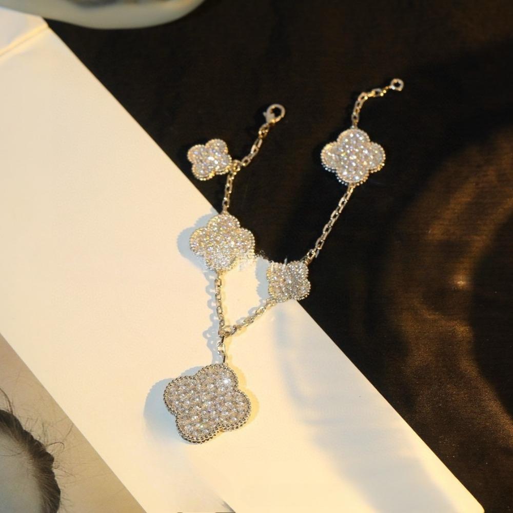 High Version New Fashion All-match 6 Flower Irregular Lucky Clover Bracelet Female Light Luxury Fashion Beautiful Four-leaf Clover Bracelet