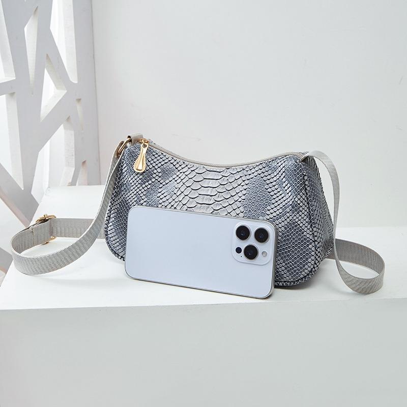 Underarm bag bag women's new mobile phone bag snake pattern shoulder bag
